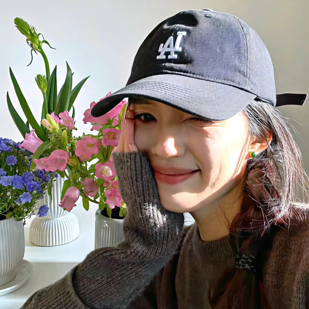 咱们村来了贴心人 封面